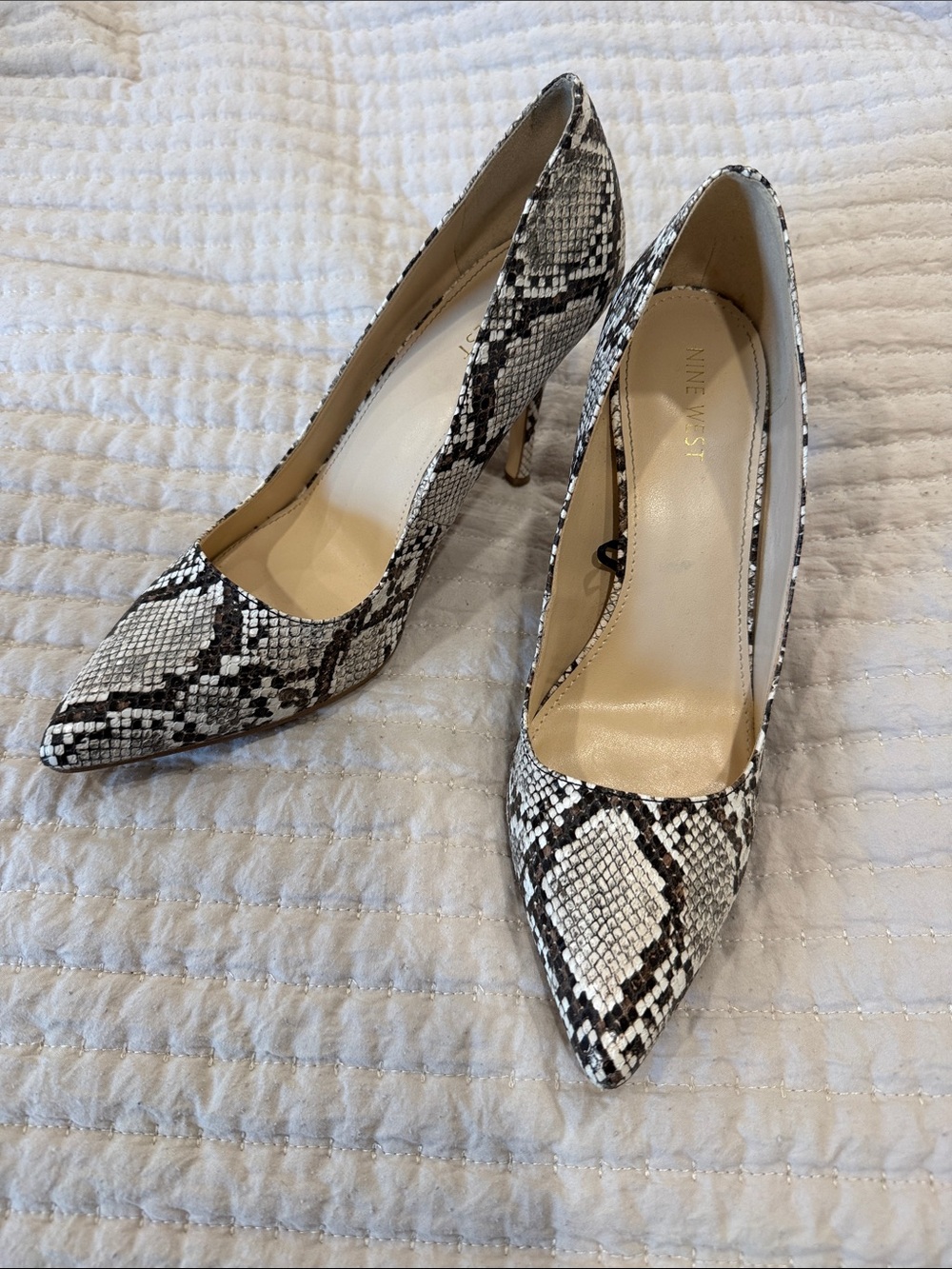 Nine West Black and White Snake-Print Pointed Toe Pumps